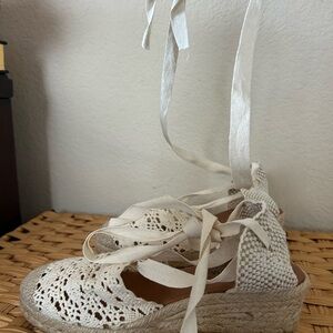 Chic Lace-Up Espadrille Wedges